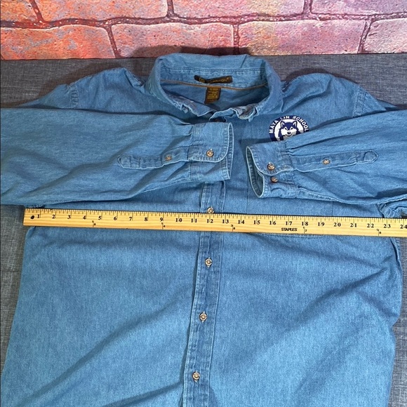 Harriton Denim Button-Up Shirt L Light Wash Embroidered Maya Lin School Husky - Picture 7 of 11